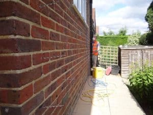 wall-tie-replacement-guildford
